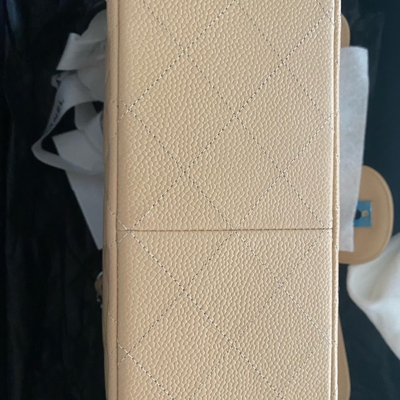 Authentic beige jumbo Chanel bag - Picture 10 of 11